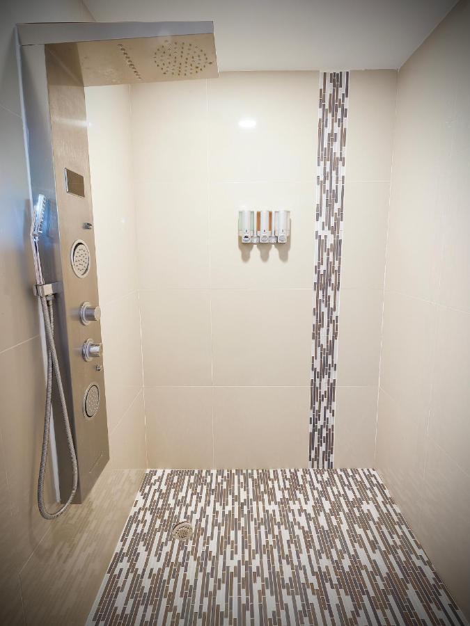 AMAZING AFFORDABLE LUXURY PARADiSE WITH HEATED POOL PERFECT FOR 2 TO 8 PEOPLE Pompano Beach Exterior foto
